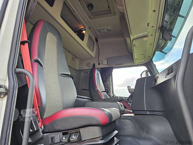 Padrão-SZM VOLVO FM 450 GLOBETROTTER ADR