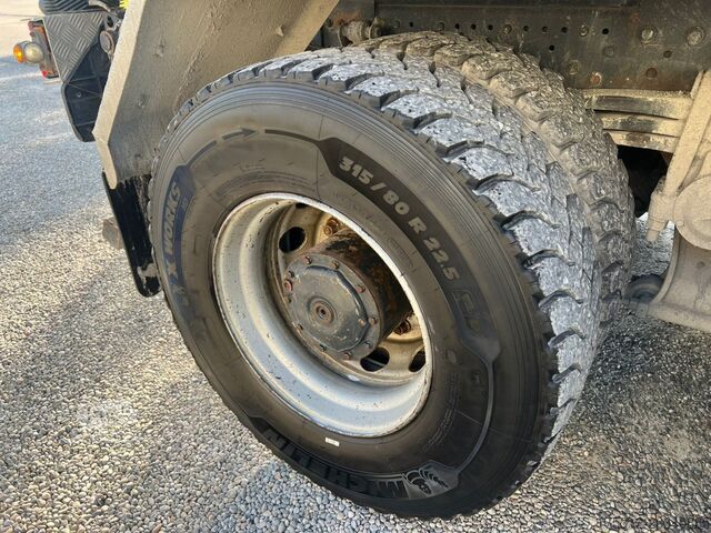 Kipper LKW Mercedes-Benz Actros 3246  E5 Dreiseitenkipper MP2 8x4 Blatt