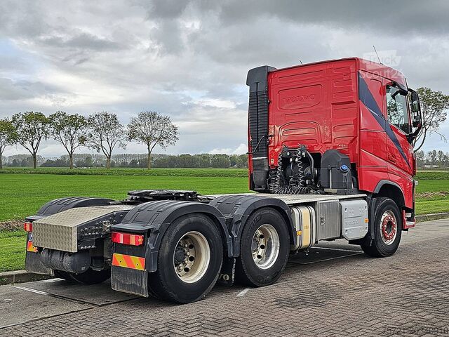 Štandard-SZM VOLVO FH 540 6X4 LIFTING BOOGIE