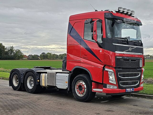 Štandard-SZM VOLVO FH 540 6X4 LIFTING BOOGIE