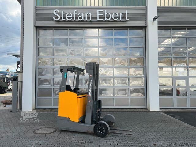 Reachtruck Jungheinrich ETV C16 / Triplex 5.72m / SS / nur 3.228h / 2016