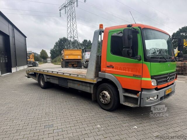Furgon samochodowy do przewozu aut Mercedes-Benz Atego 1218 L oprijwagen