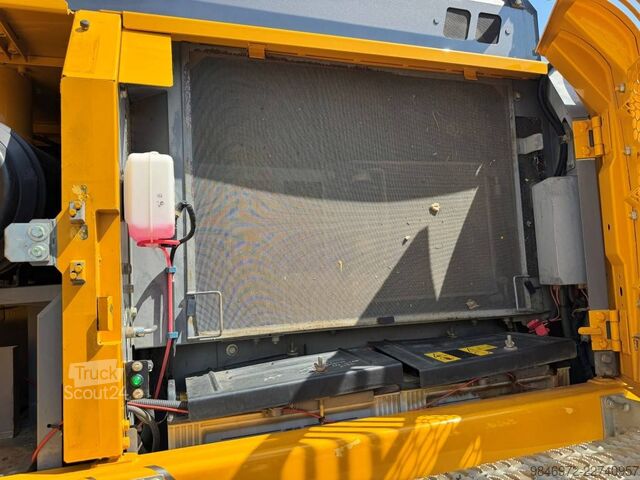 Koparka gąsienicowa Hitachi ZX300-6 2019