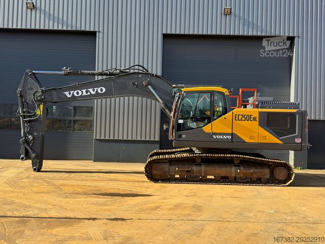 Gravemaskine med larvebånd Volvo EC250ENL