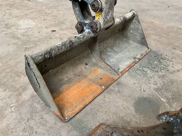 Mini-excavator Neuson Et 16