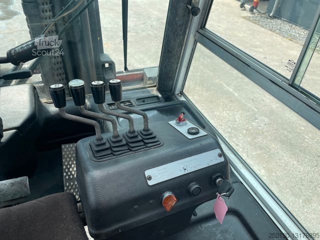 Priekšējās iekrāvēja autoiekrāvējs  DanTruck A/S 09 Stapler