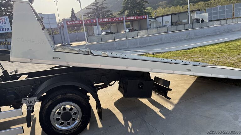 камион с кука за контейнери Iveco eurocargo eurocargo 120 el 18 carroattrezzi
