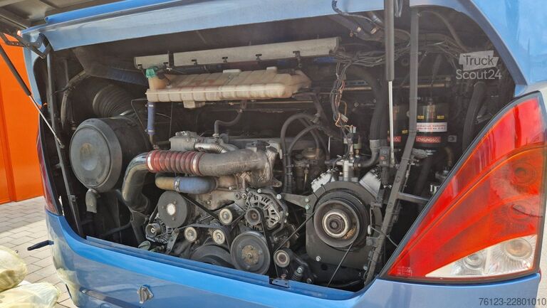 Kemperis Neoplan Starliner 2 XXL Wohnbus Setra