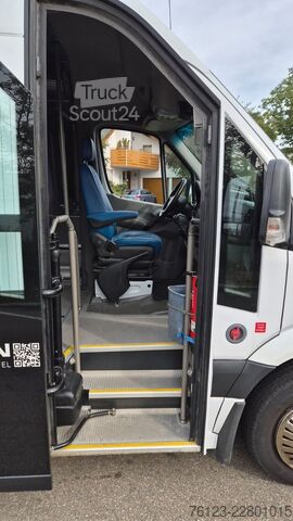 Mikroautobuss MERCEDES-BENZ Sprinter 516, Daily, Crafter