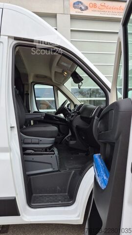 Minibus FIAT Fiat Ducato 9 Sitzer Systemboden Rolli Stock