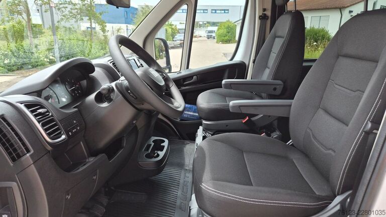 Minibus FIAT Fiat Ducato 9 Sitzer Systemboden Rolli Stock