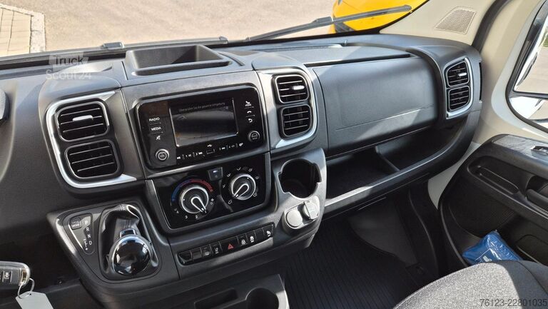 Minibus FIAT Fiat Ducato 9 Sitzer Systemboden Rolli Stock