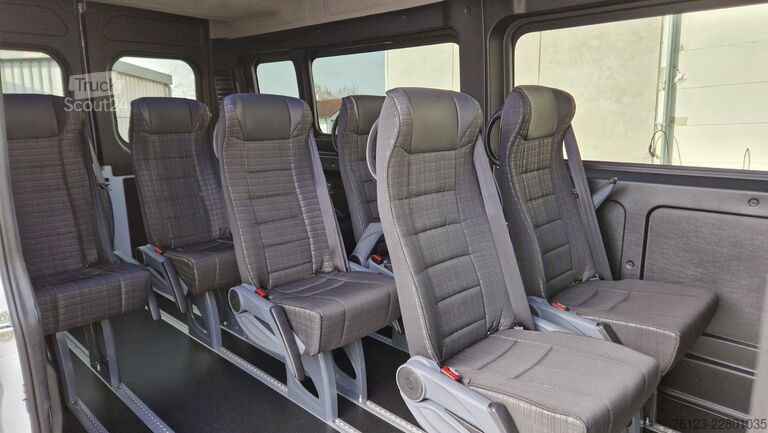 Minibus FIAT Fiat Ducato 9 Sitzer Systemboden Rolli Stock
