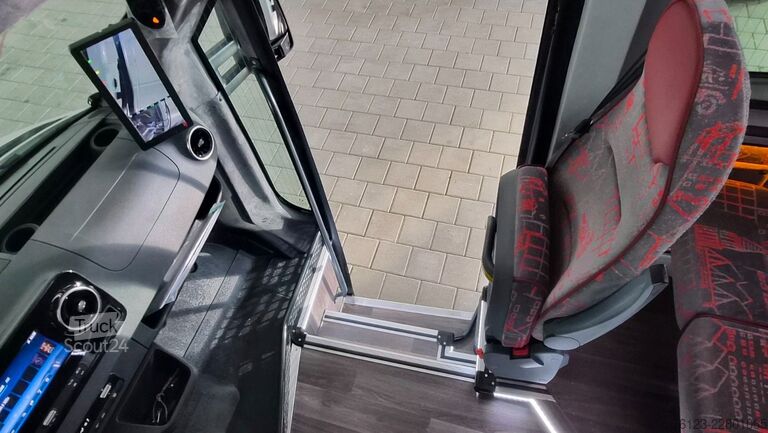 Kleinbus MERCEDES-BENZ 30 Sitzer Schul- Transferbus 519 Lagerfahrzeug