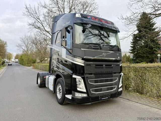 Standard-SZM Volvo FH 420 Globetrotter / Euro 6d/ Diesel + LNG GAS