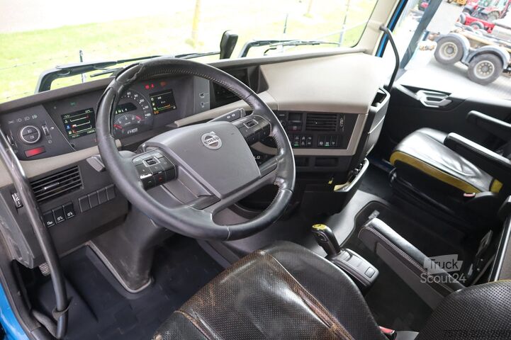 Велике навантаження Volvo FH 16.750 | 8X4 | 150 TON | RETARDER | STEERING...