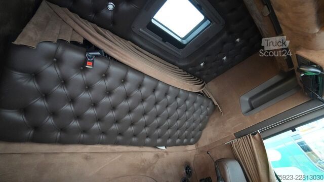 Araba taşıyıcı panelvan Scania R 620 V8 6x2 Car/Machine transport