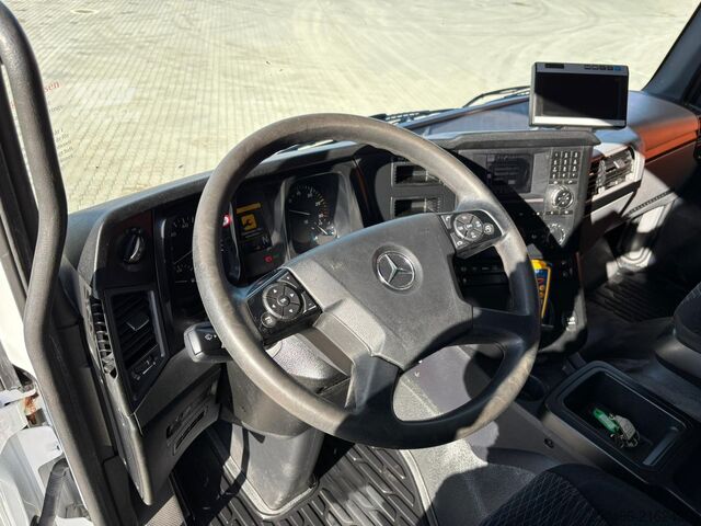 Refrigerated/freezer transport Mercedes-Benz Antos 1830 4x2 THERMOKING UT1200 / BOX L=6645 mm