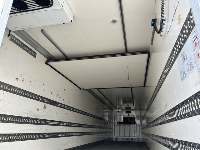 Refrigerated/freezer transport System Trailers - VeDeCar / Thermo King Koeler -29 gr / Duo Tem...