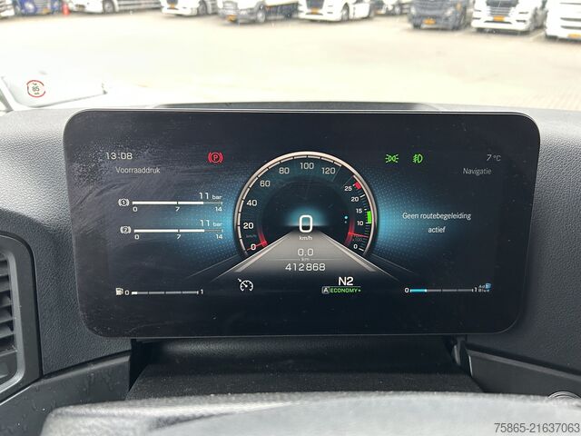 Standard tractor Mercedes-Benz Actros 1845 Gigaspace / Tacho V2 / PTO - Hydrau...