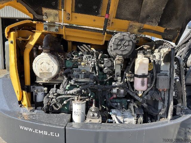 Beltegraver Volvo ECR88D