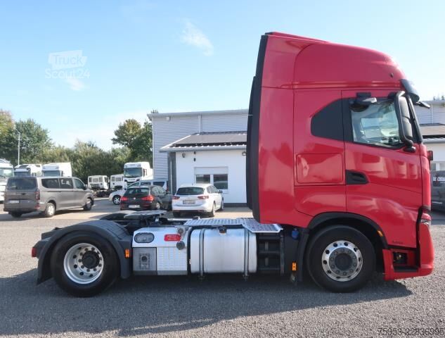 Standard SZM Iveco S-Way 460 Intrader Kompressor Standklima