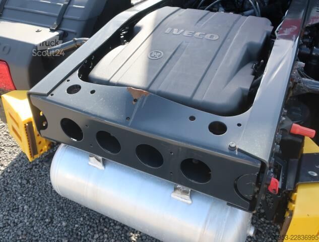 Standard SZM Iveco S-Way 460 Intrader Kompressor Standklima