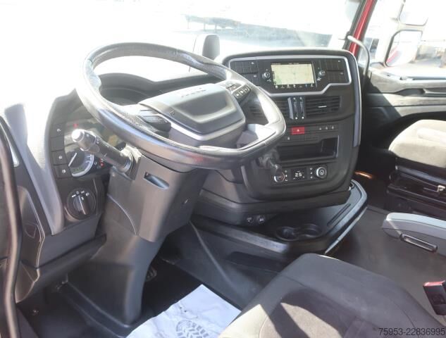 Standard SZM Iveco S-Way 460 Intrader Kompressor Standklima