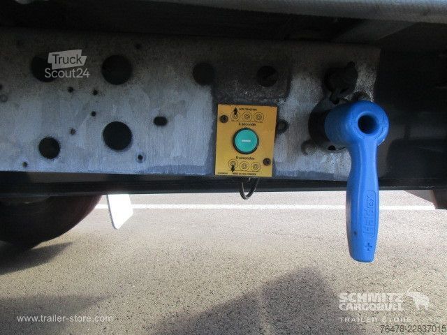 Atvira puspriekabė su tentu Fruehauf Curtainsider Standard