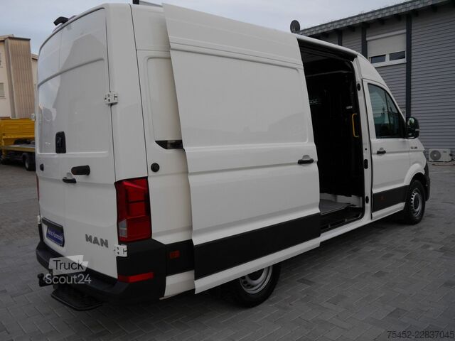 Фургон з високим дахом MAN TGE 3.140 L2H2 AHK-3000kg/Automatic