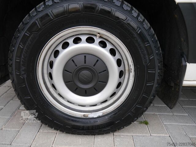 Фургон з високим дахом MAN TGE 3.140 L2H2 AHK-3000kg/Automatic