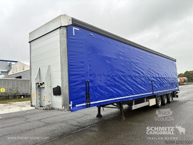 Naczepa otwarta z plandeką Schmitz Cargobull Curtainsider Mega Getränke