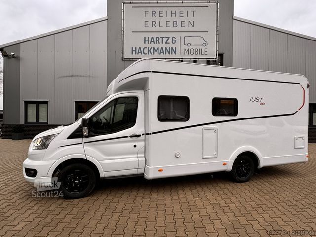 Half-integraal camper CARADO T457 "Maxxfan"