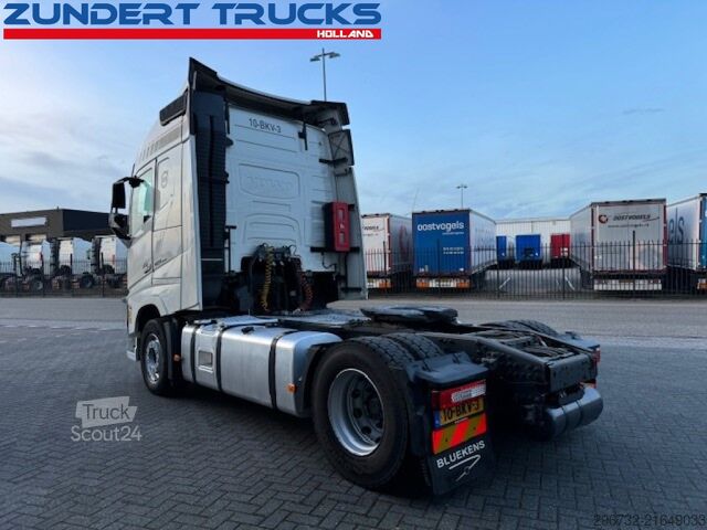 Standard-SZM Volvo FH 420 GLOBETROTTER, 2 TANKS