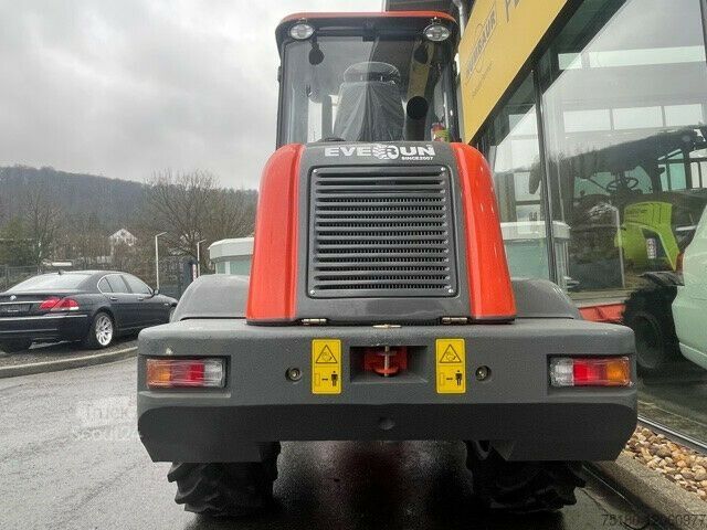 Φορτωτής με ελαστικά Everun ER 2500 Teleskopradlader NEU Radlader