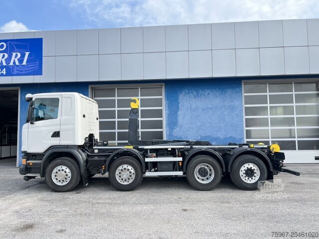 Koukkutrukki SCANIA G 490
