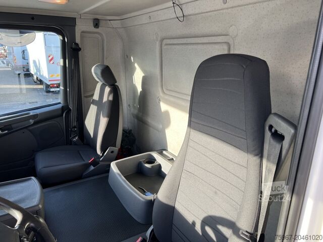 Koukkutrukki SCANIA G 490