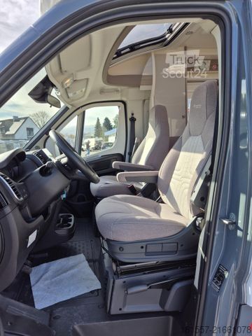 Semi-integrated camper BÜRSTNER Travel Van T 620 G ** Automatik ** Isofix, Fahrr