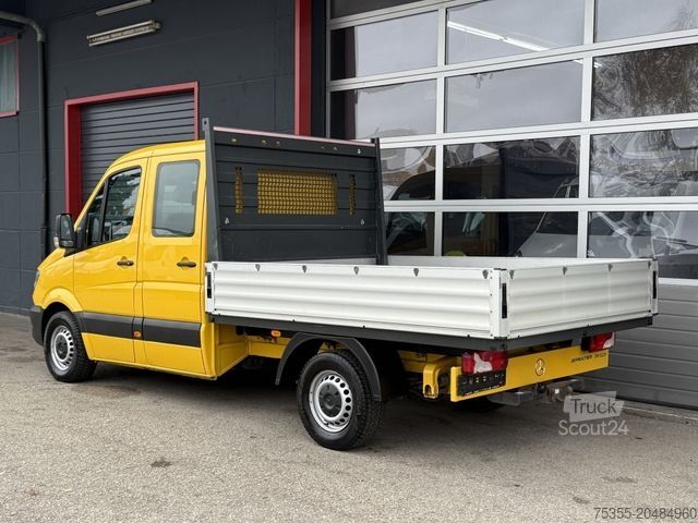 Pick-up bestelwagen MERCEDES-BENZ Sprinter 311 CDI DoKa 6-Sitzer 2,7m Pritsche AHK