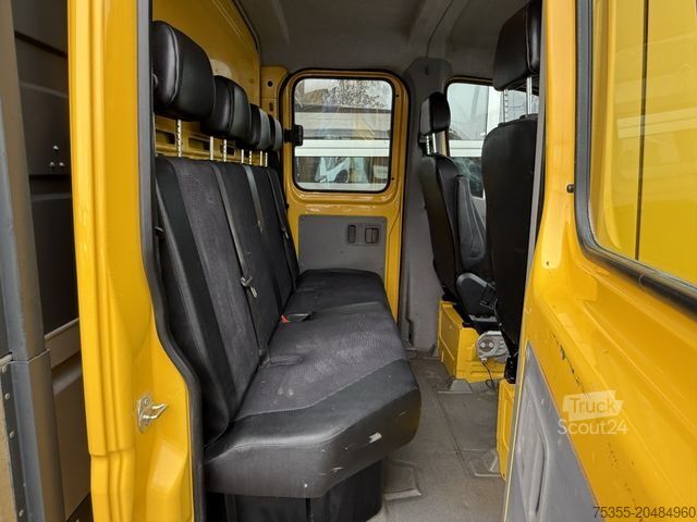 Pick-up bestelwagen MERCEDES-BENZ Sprinter 311 CDI DoKa 6-Sitzer 2,7m Pritsche AHK