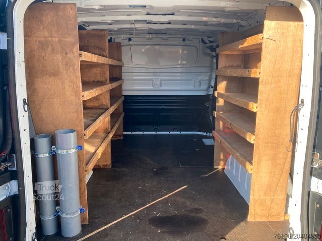 Fourgon tôlé OPEL Vivaro B Kastenwagen L1H1 2,7t*Ahk*90 tkm *