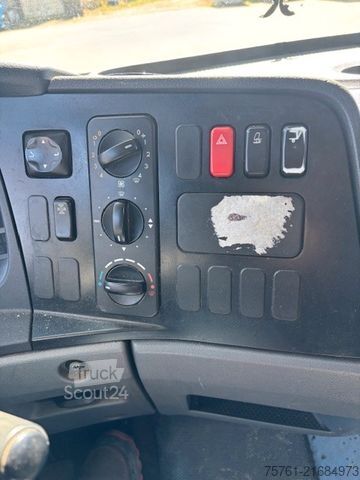 Transporter mit Pritsche & Plane MERCEDES-BENZ 818L    LBW  PMK2