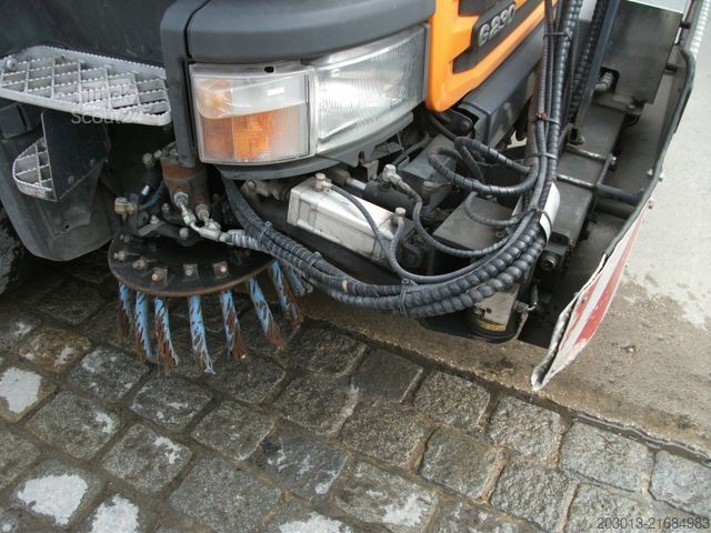 Kehrmaschine SCANIA G230 Kehrmaschine SCARAB Magnum