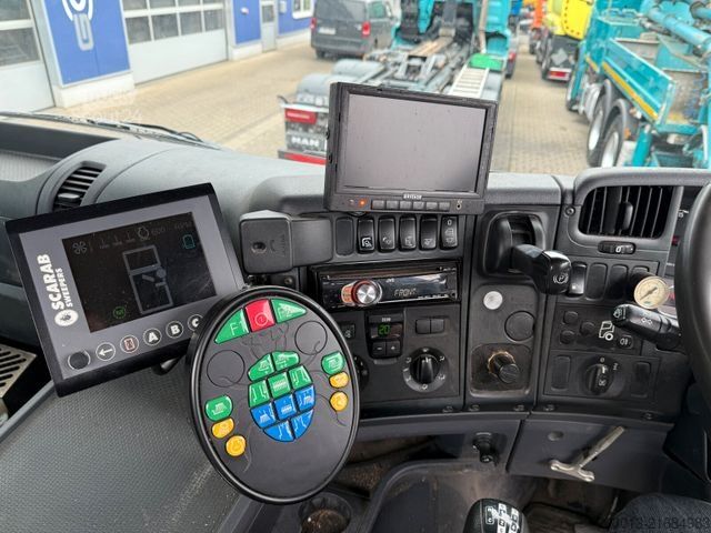 Kehrmaschine SCANIA G230 Kehrmaschine SCARAB Magnum