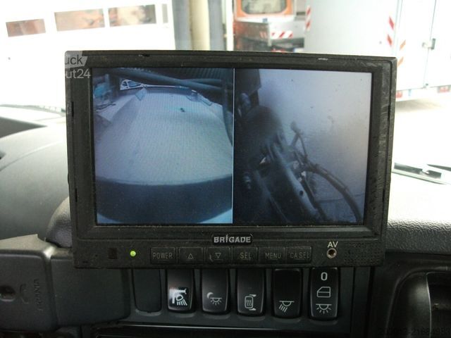 Kehrmaschine SCANIA G230 Kehrmaschine SCARAB Magnum