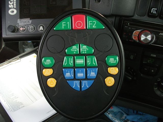 Kehrmaschine SCANIA G230 Kehrmaschine SCARAB Magnum