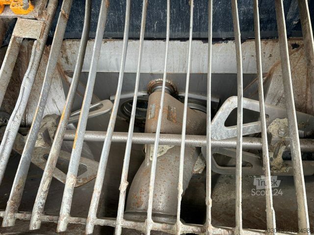 Betonpumpu sunkvežimis MERCEDES-BENZ ACTROS 2646 6x4 Betonpumpe PUTZMEISTER BSF 36 M