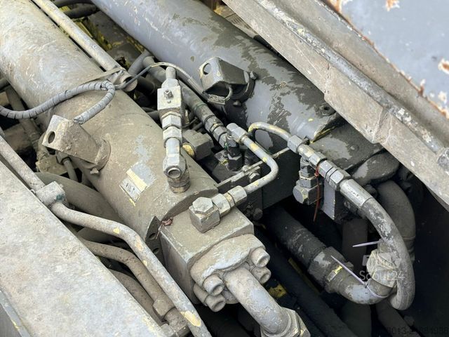 Betonpumpu sunkvežimis MERCEDES-BENZ ACTROS 2646 6x4 Betonpumpe PUTZMEISTER BSF 36 M