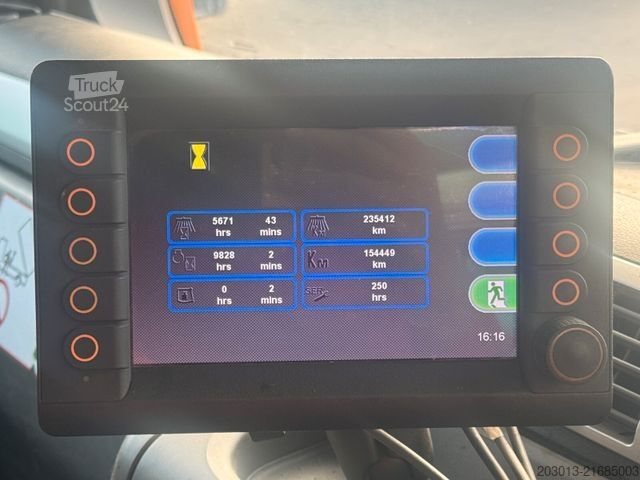 Spazzatrice stradale MAN TGM 18.340 HD Kehrmaschine SCARAB Magnum 8,2 m³