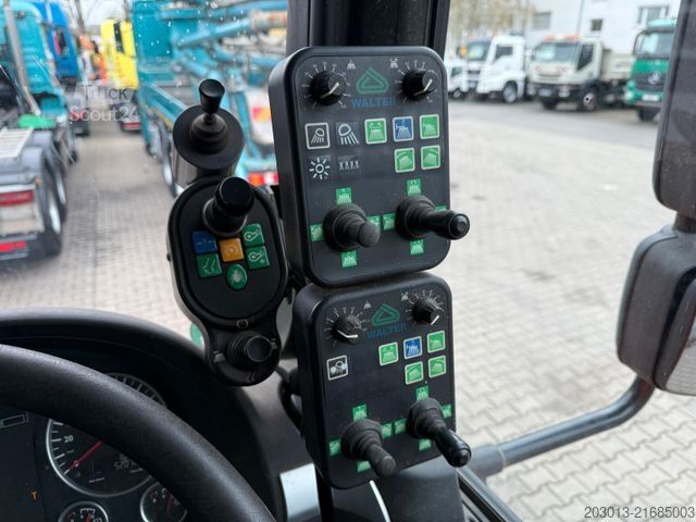 Ielu tīrīšanas mašīna MAN TGM 18.340 HD Kehrmaschine SCARAB Magnum 8,2 m³